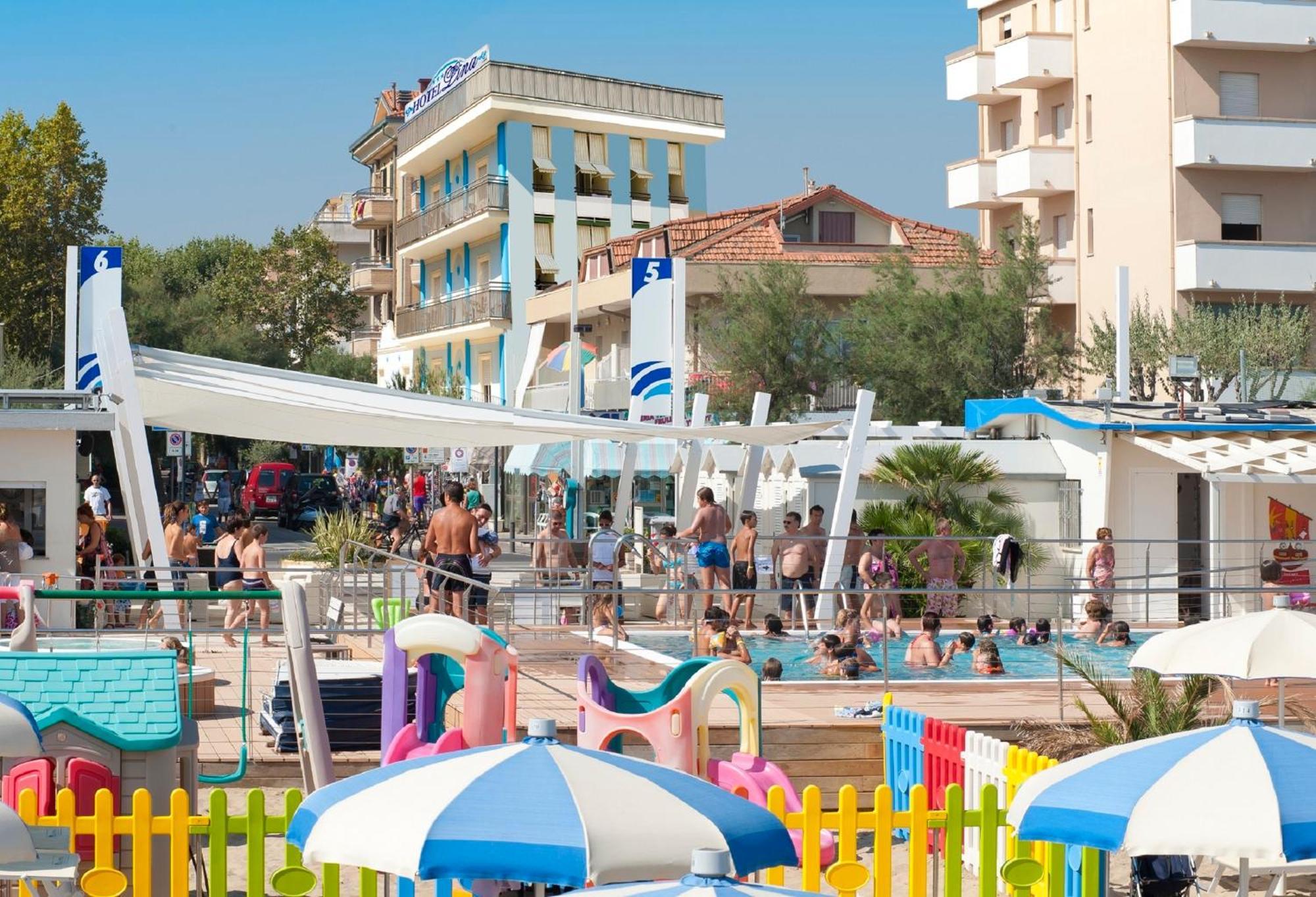 Hotel Lina Misano Adriatico Esterno foto